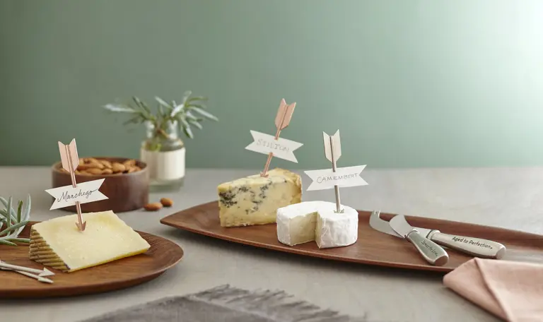Arrow Cheese Markers - Brass Image 2